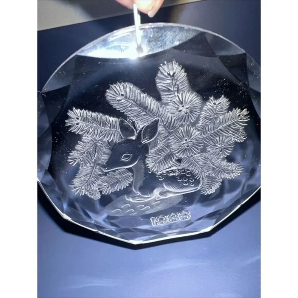 1983 Christmas Treasures‎ Collector Ornament Deer Fawn Clear Acrylic 3 1/2 Inch